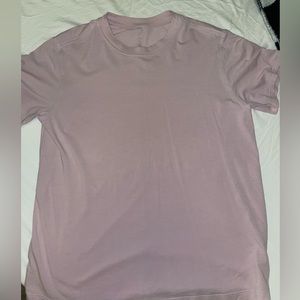 Lululemon tshirt